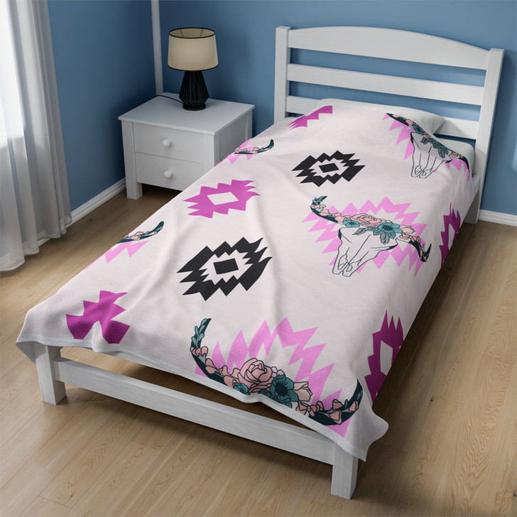 FUNSTUFFPRINT Plush Blanket - Southwest Pink Floral Bull Design