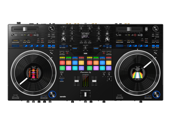 Contrasting matte and hairline finishing in different sections of the aluminum top plate create distinction between the deck and mixer sections, so the layout looks like a traditional 2 x turntable + mixer setup