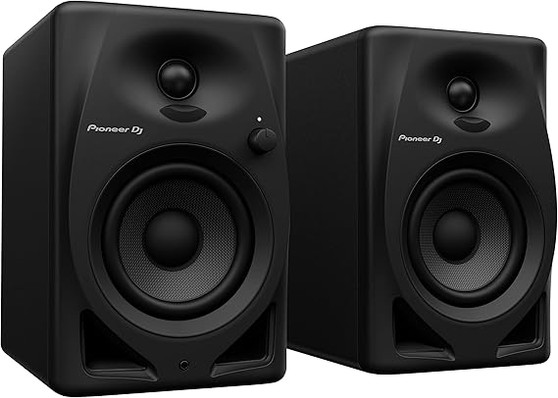 Pioneer DJ DM-40D 4-inch desktop monitor speakers black — active 2-way bass reflex DJ and production monitors with Class D amplifier, sold as a pair.
