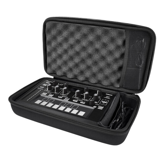 Pioneer DJC-TAS1 semi-hard transporter bag for TORAIZ AS-1 synthesizer. EVA molded body, fleeced lining, and egg-foam protection for secure travel.