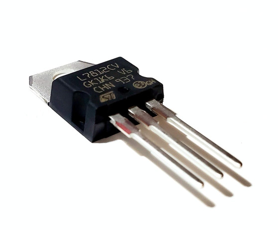 L7812CV 12V linear voltage regulator IC in TO-220 package