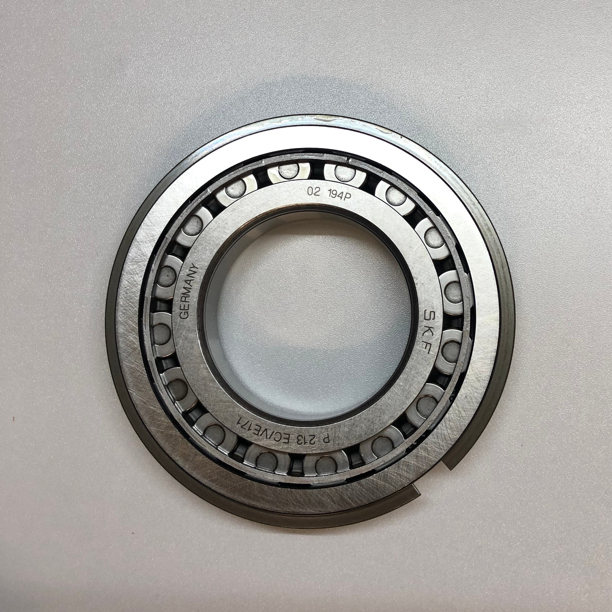 挂轴8 X8872593 INPUT BEARING - Jeff Peters Truck Parts LTD