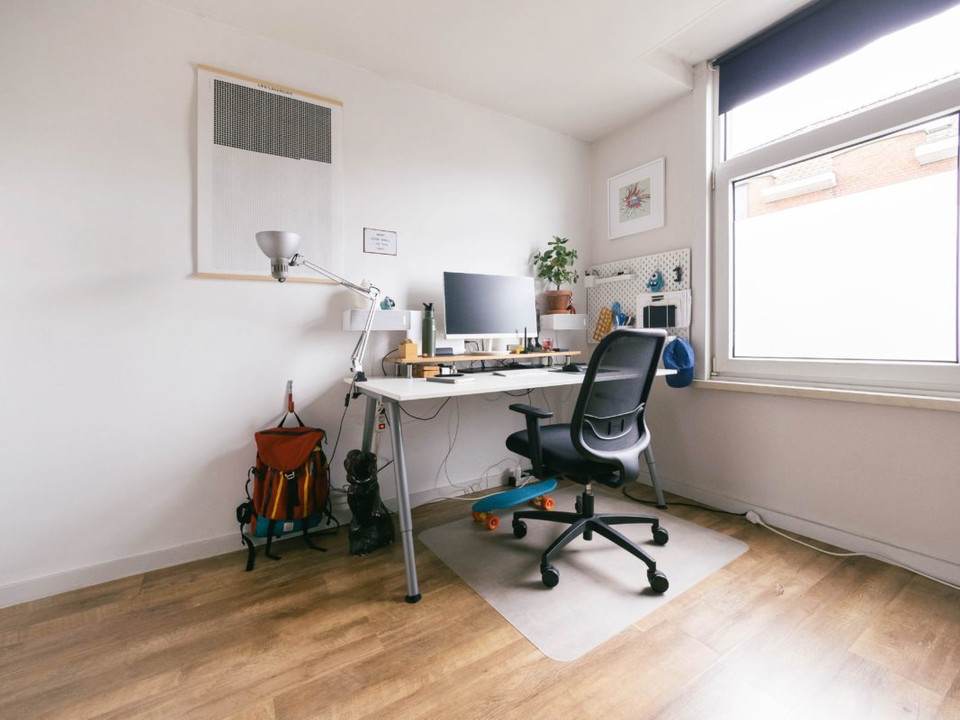 Ways to Clean Your Mesh Office Chairs Ways to Clean Your Mesh Office Chairs