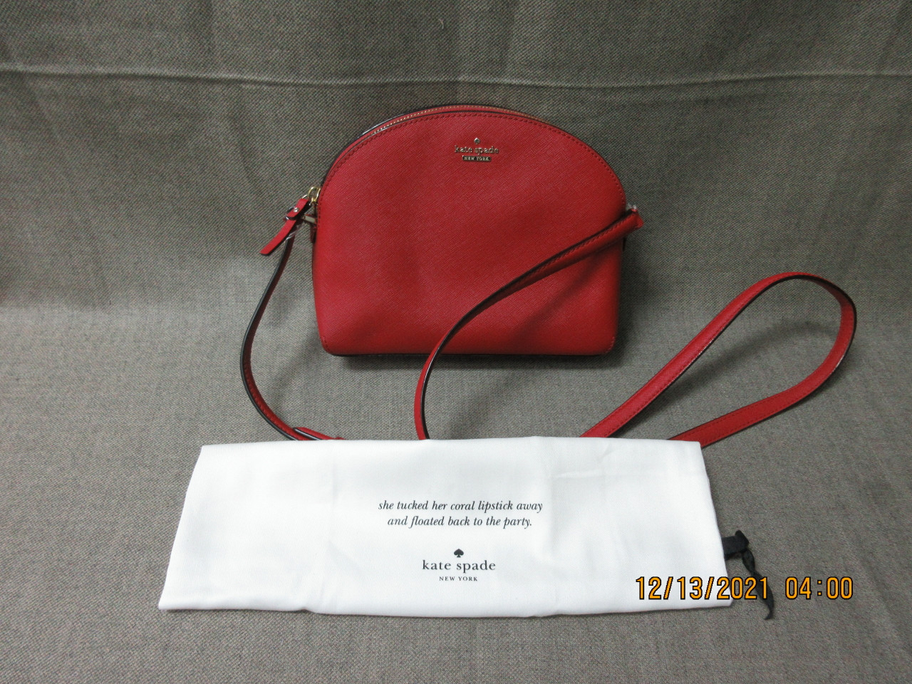 SALE Kate Spade Cameron Street Large Hilli Crossbody Slingbag Heirloom Red