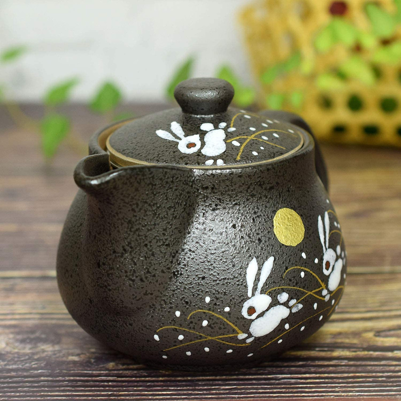 Golden Rabbit Kitchen Tea Pot I rabbit Kutani pottery teapot pot with tea strainer - Japan Bargain Inc