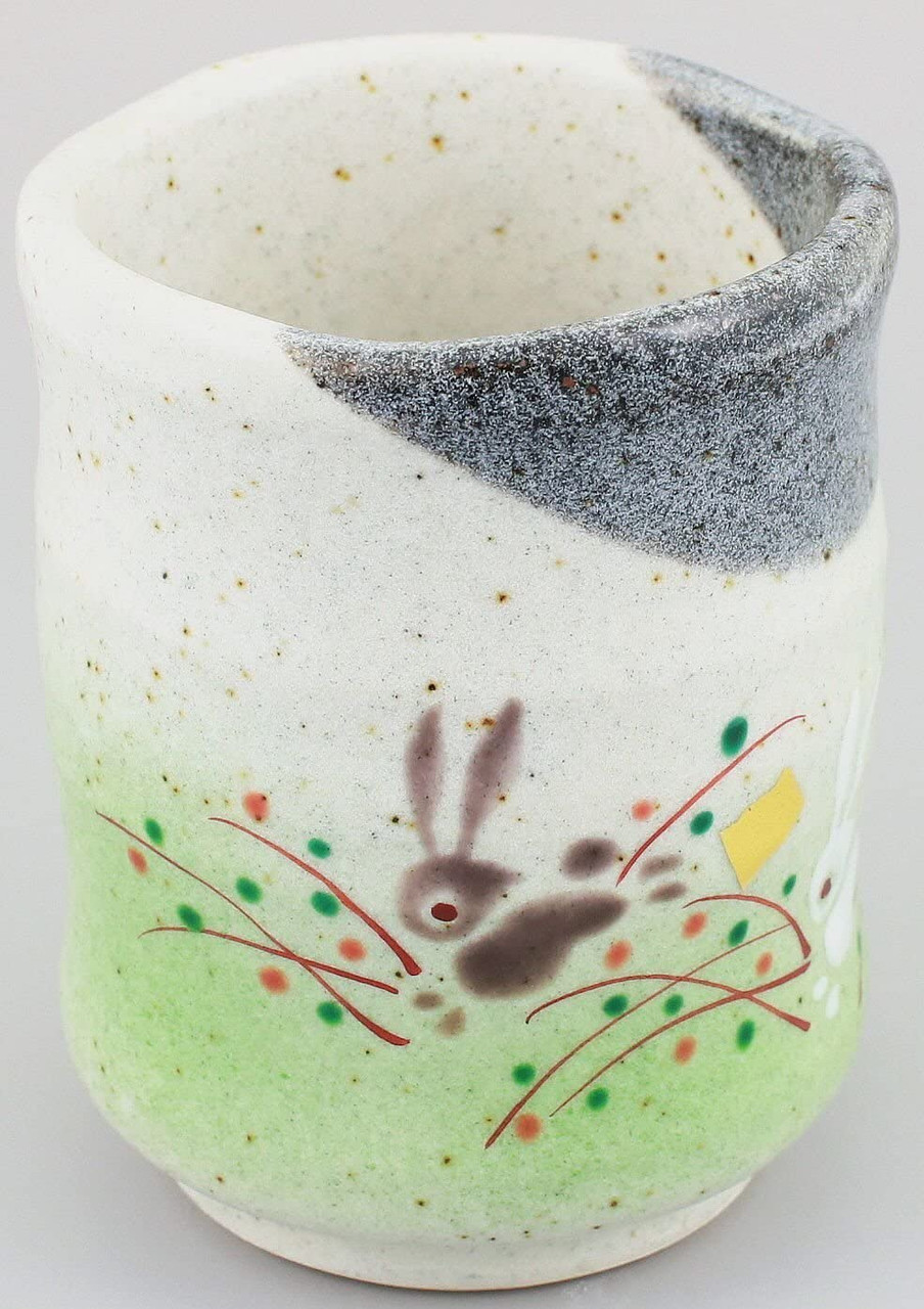 Yunomi Rabbit Kutani Yaki(ware) Japanese Yunomi Tea Cup Rabbit - Japan Bargain Inc