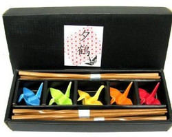 Set of 5 Bamboo Chopsticks and Porcelain Crane Chopsticks Rest Holder Gift Set Set of 5 Bamboo Chopsticks and Porcelain Crane Chopsticks Rest Holder Gift Set