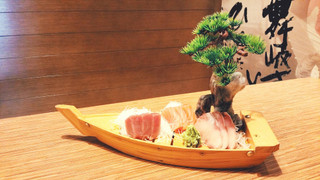How to Make Your Own Sushi Boat at Home for Special Events and Parties