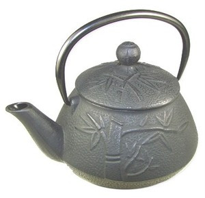 Black Bamboo Cast Iron Teapot 24oz