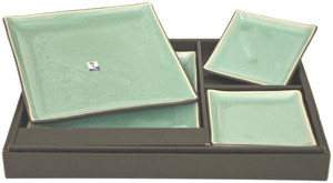 Japanese Porcelain Sushi Dinner Plate Gift Set