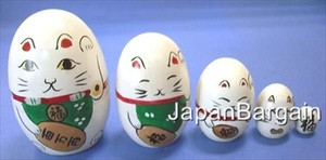 White Maneki Neko Matryoshka Nesting Doll