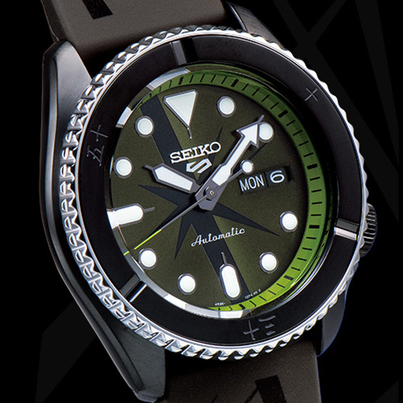 Seiko 5 Automatic Roronoa Zoro Watch SRPH67K1