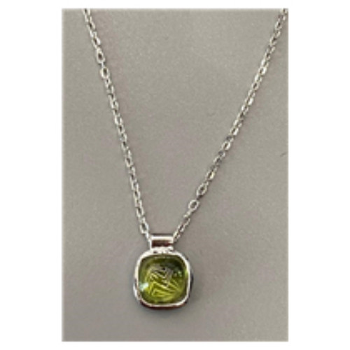 9ct White Gold Cushion Cabochon Peridot Trace Chain