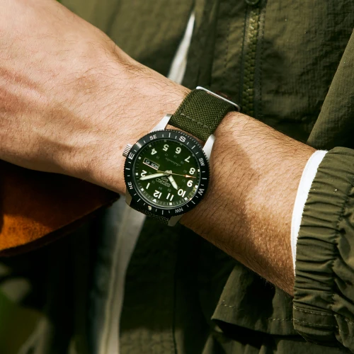 Seiko 5 Sports Field Watch | 41mm | Automatic | Fatigue Green 