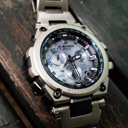 G-SHOCK MTG-G1000RS-2AJF　CASIO　電波ソーラー Gショック MT-G GPSハイブリッド電波ソーラー MTG-G1000RS-2AJF