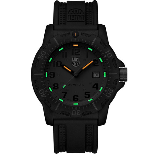luminox 8882