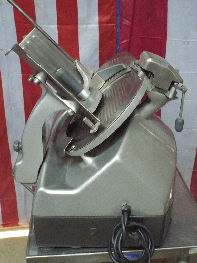 Hobart 2712 Semi Automatic Meat Deli Slicer 423 - eZkwip