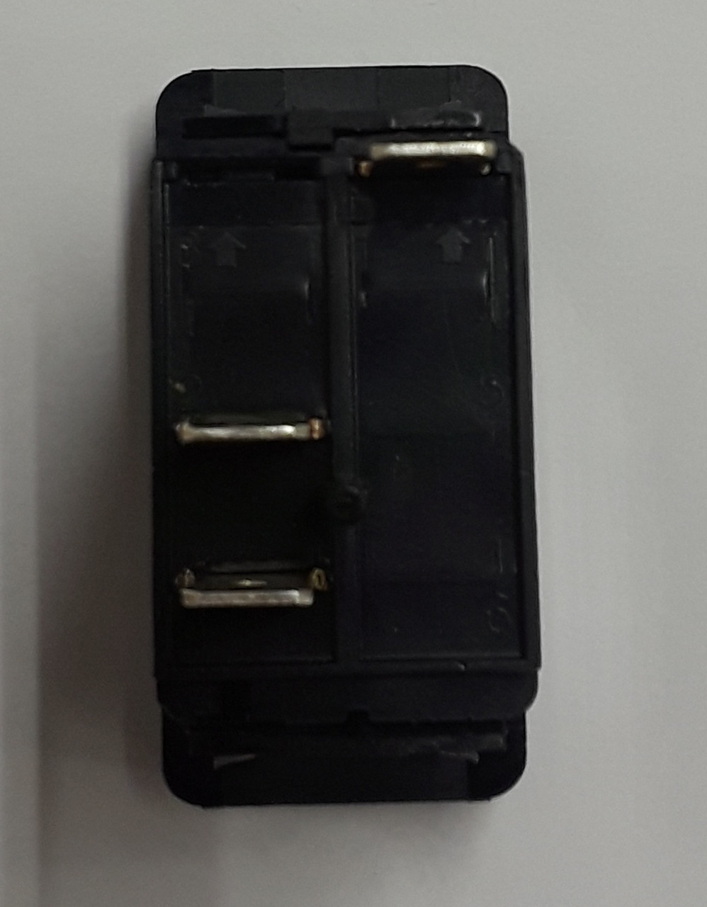 V1D1B601 Carling V series Contura X, bezel, On-Off rocker switch, single pole, one lamp