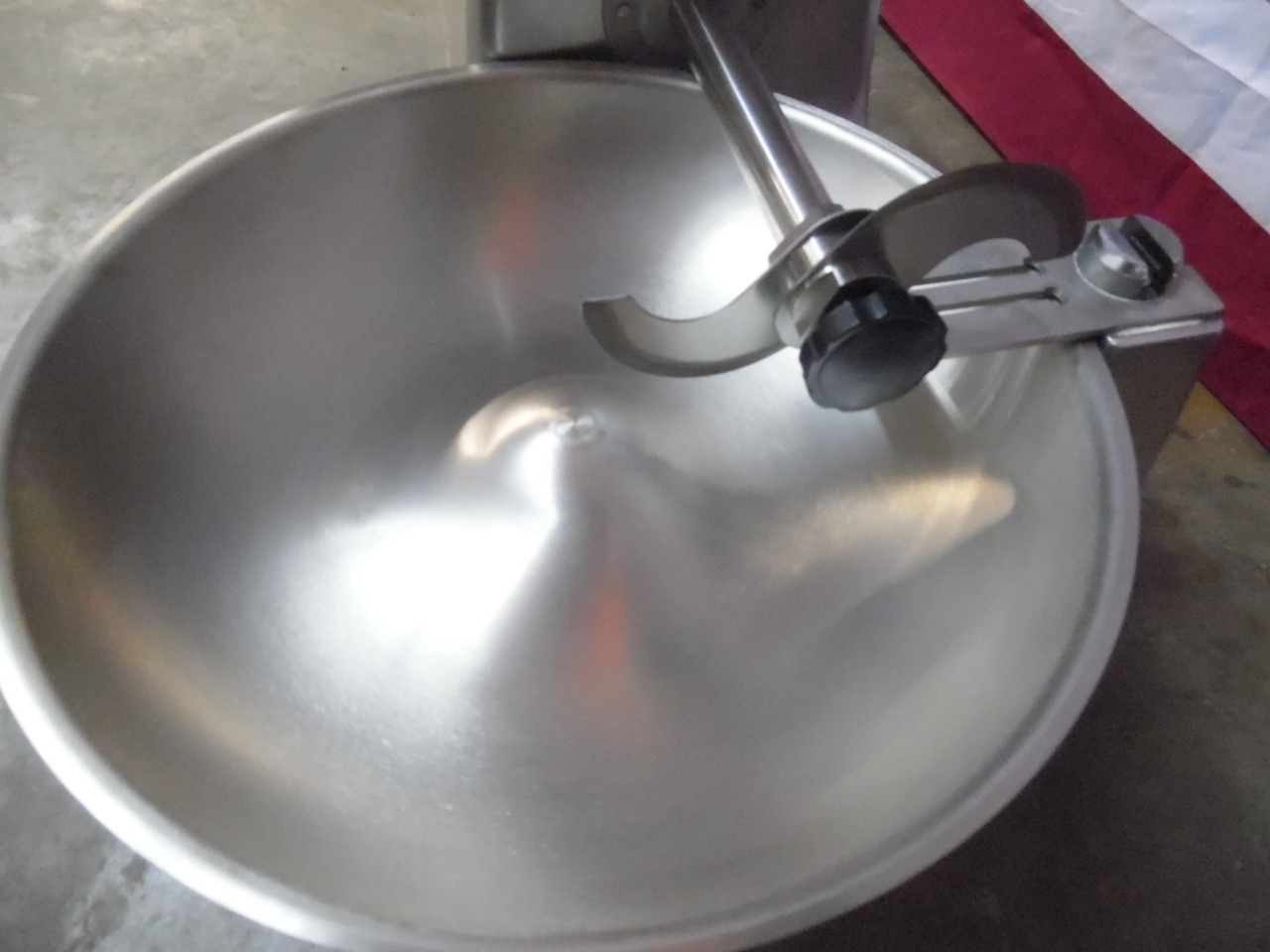 Super Clean Hobart 18 Inch Buffalo Chopper Low Usage 115V Model 84186