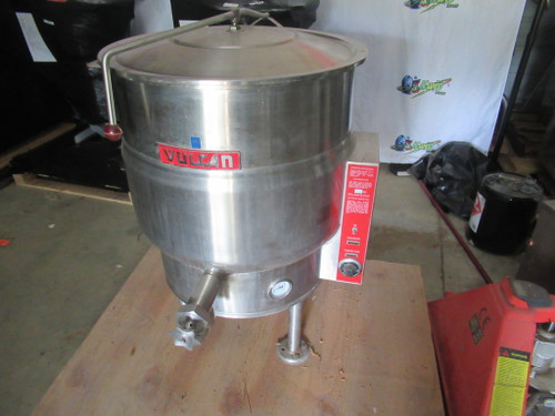 Food Sanitary Stainless Steel Tilting Type Steam Jacketed Kettle - China  Steam Cooking Pot, Jacketed Kettle | Made-in-China.com