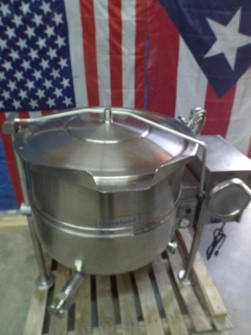 Refurbished Cleveland Tilting KGL-40T LP Gas Jacketed Tilt Steam Kettle