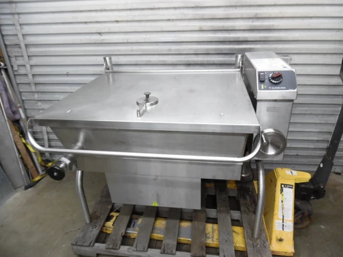 Cleveland SGL-40T1 Nat Gas Braising Pan Manual Tilt Skillet Open Box