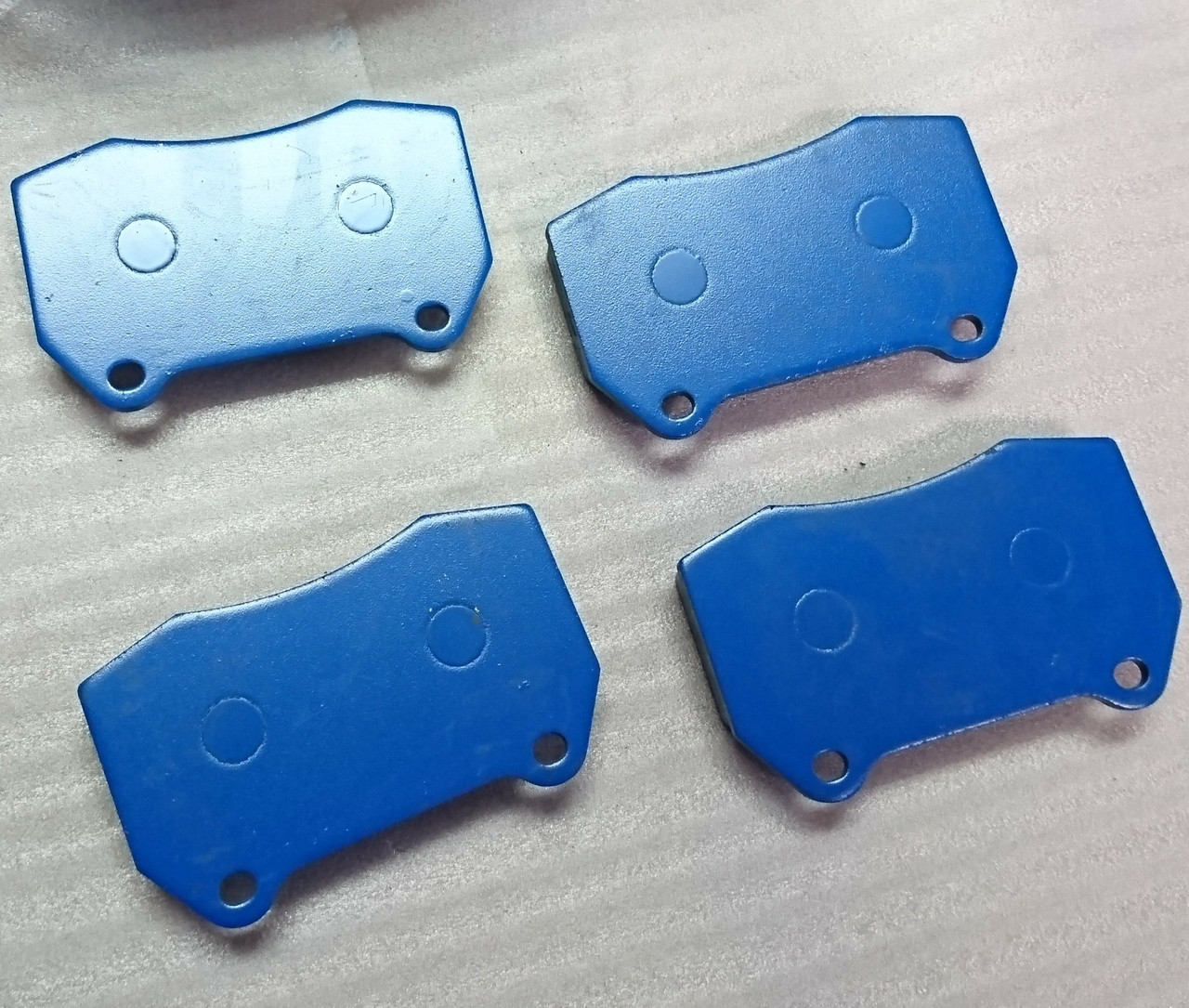 Semi Metallic R-Chassis Brembo Front Brake Pads