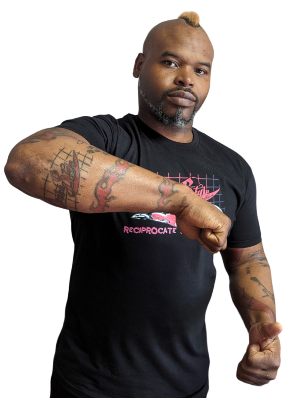 Pinku Style "Reciprocate That Energy" Tee Shirt 