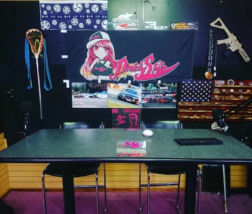 Pinku Style Momo Chan Nabori Flag