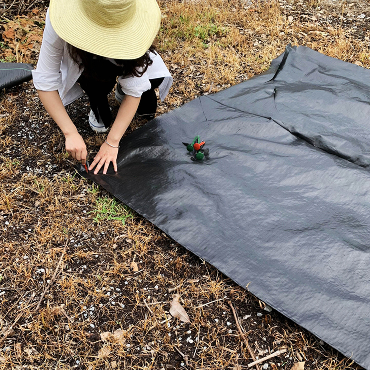 Non-Woven Spun Weed Barrier Fabric – 4x250 ft. – Black | ALEKO