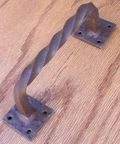 Agave Ironworks Twisted Bar Square Back Pull