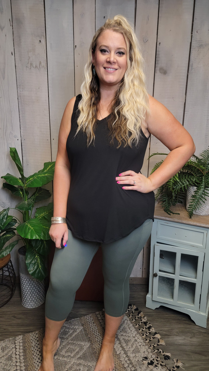 Curvy Buttery Soft Yoga Pocket Capri-Grey Sage