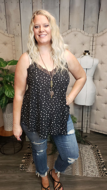 Curvy Dotted Lace Trim Tank-Black