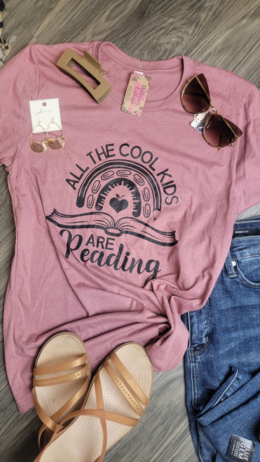 All The Cool Kids Are Reading Tee-Mauve