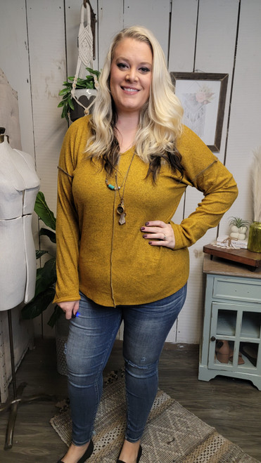 Curvy Ribbed Exposed Stitch Top-Mustard