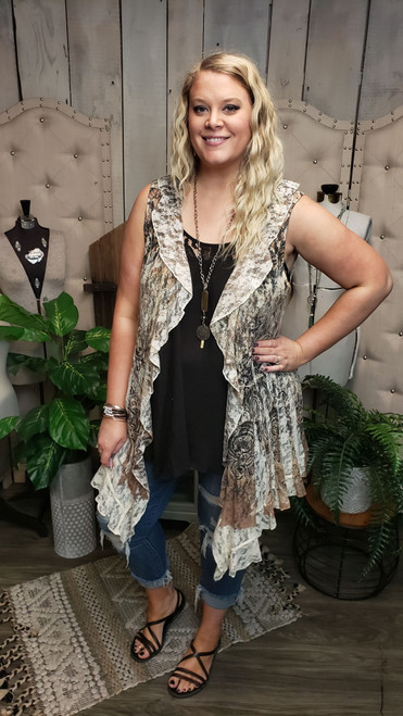 Curvy Full Lace Vest W/Ruffle-Taupe Print