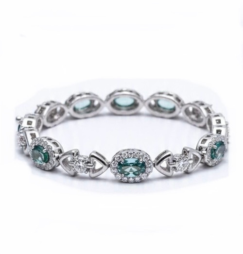 925Chic sterling silver gemstone bracelet perfect for everyday elegant jewelry styling