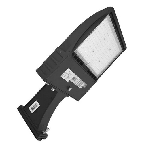 Beyond LED Technology 154099-1 i9 PREMIUM LED Area Light 200 Watt 27000 Lumens 5000K 100V-277V Straight Arm Mount Black Housing IP65 UL & DLC Listed