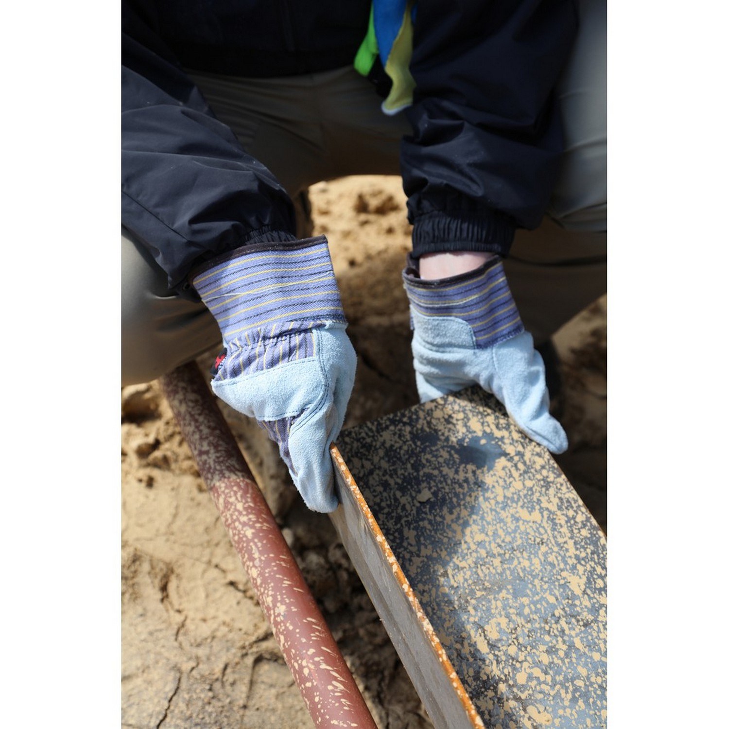 MCR Safety 1400KS DuPont Kevlar fiber plaited liner, 2.5" plasticized safety cuff