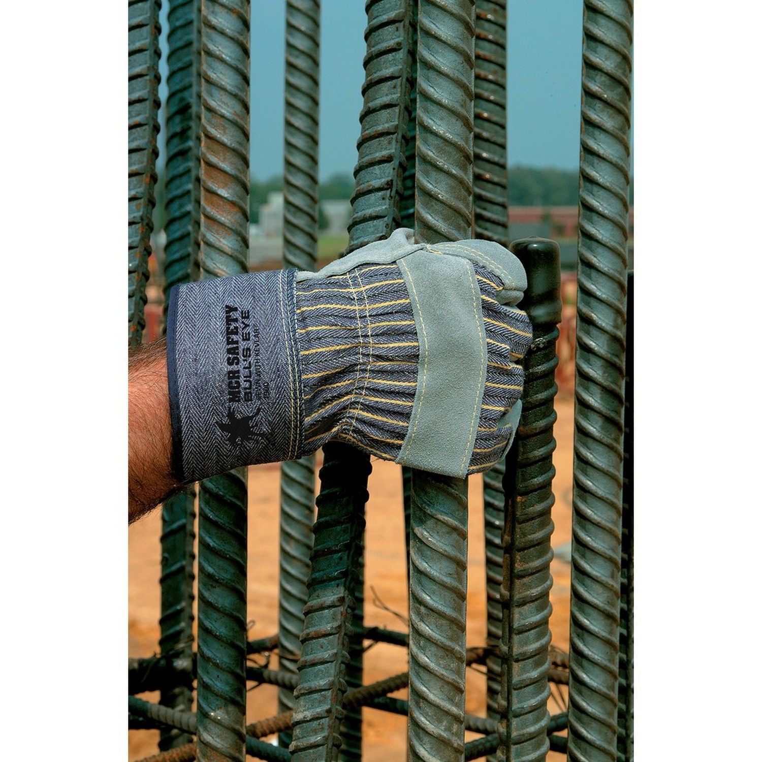 MCR Safety 1900M Bulls Eye, A side split leather, Sewn with Dupont Kevlar