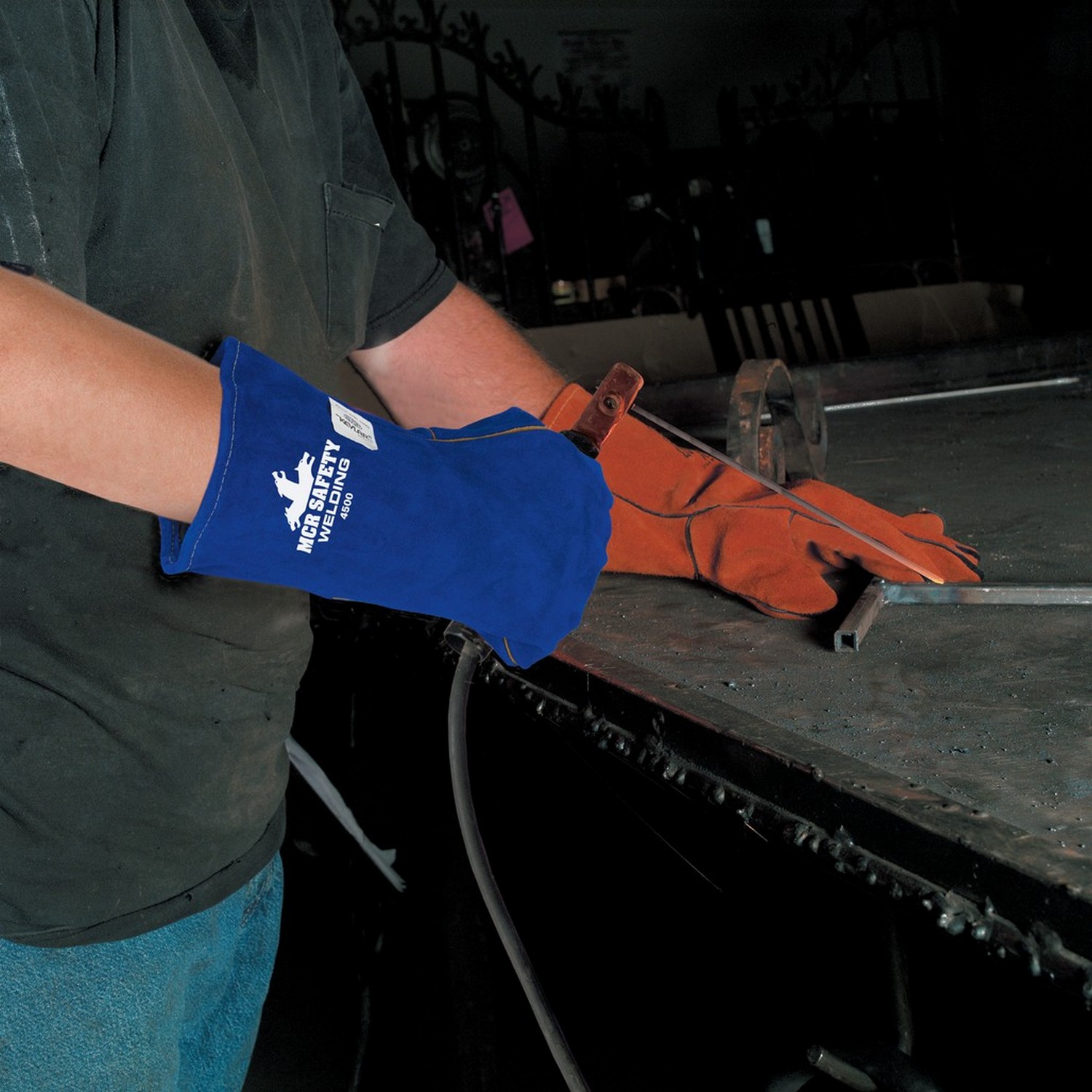 MCR Safety 4500S Welding, Select Shoulder, Blue, Foam Lined, Wing Thumb