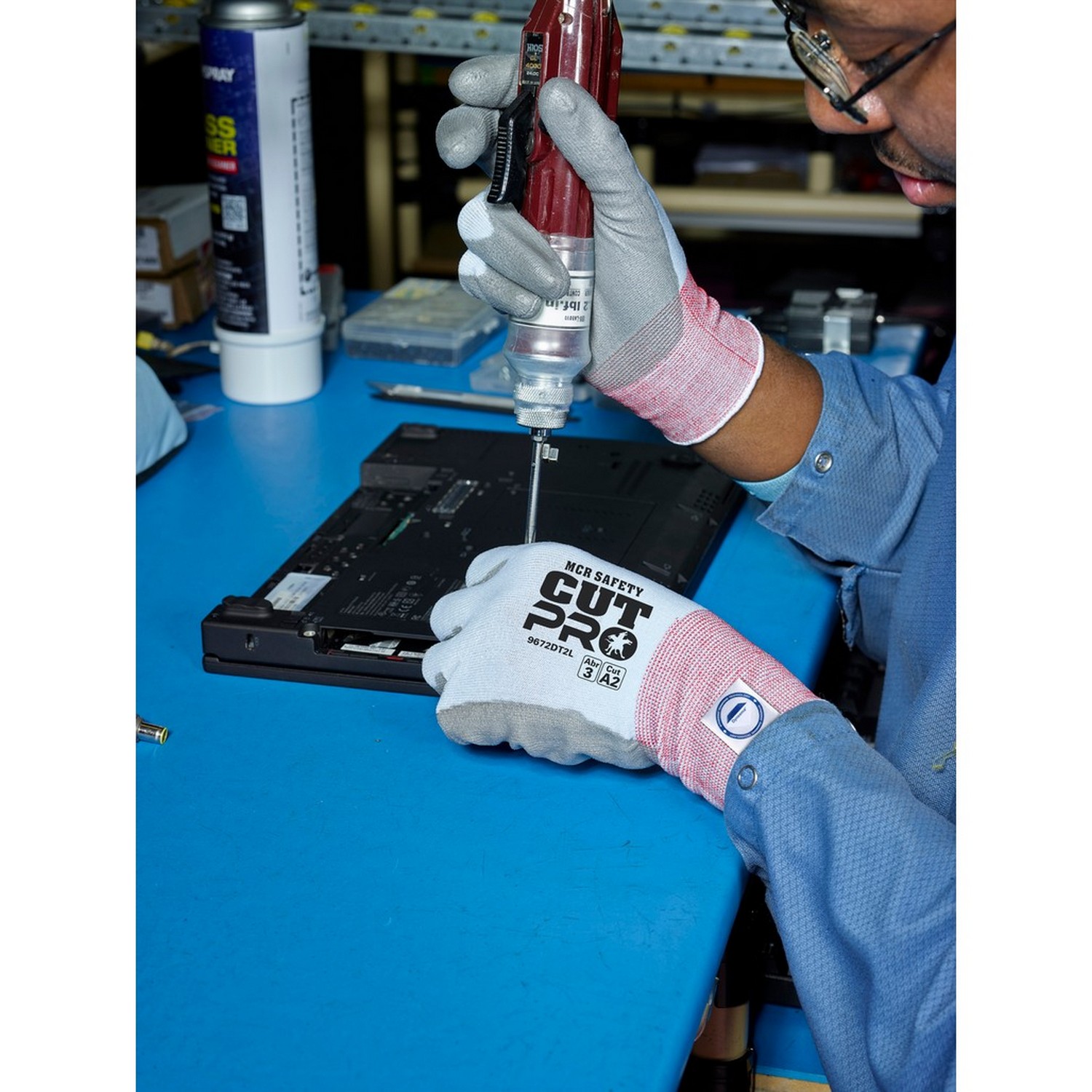 MCR Safety 9672DT2S 18 Gauge Light Blue DSM Dyneema Diamond Tech 2 Shell, gray PU coating