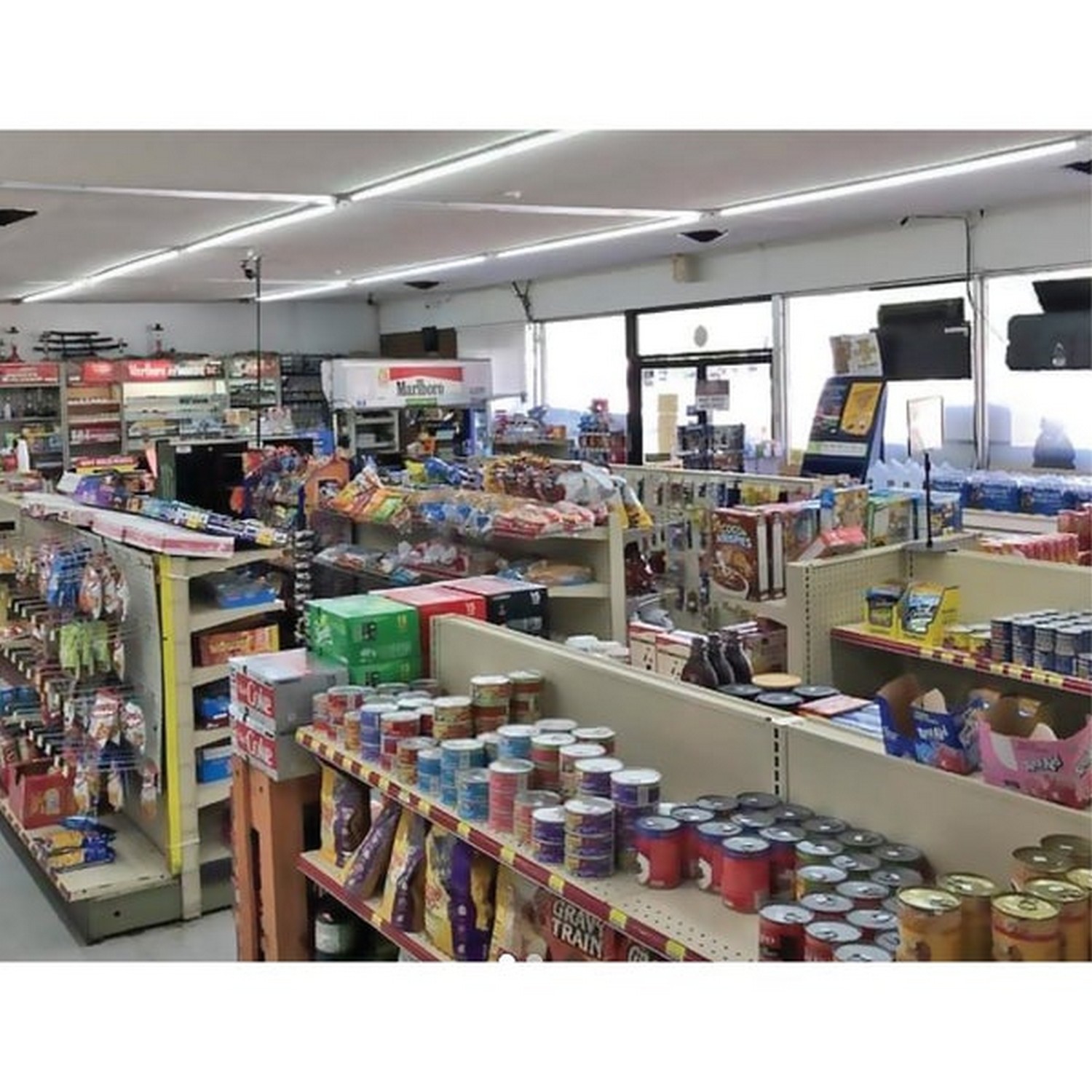 Beyond LED 151716-1 LED Linkable Integrated Tube 4ft 30 Watt 4200 Lumens 6500K Striped Lens Pack of 4 ETL Listed 5 Years Warranty