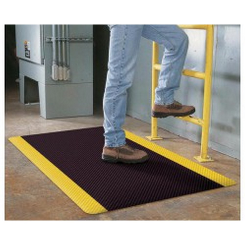 Apache Mills 39136090320006000 Supreme SlipTech Black-Yellow Mat - 2x60