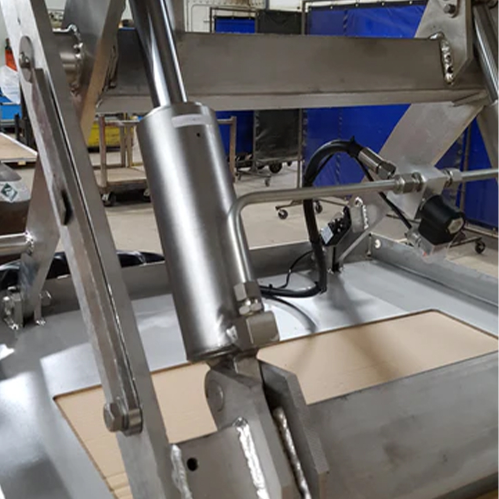 Superlift SL SS30-25 Stainless Steel Wash Down Lift Table, 40'X48", 2,500 lb Capacity