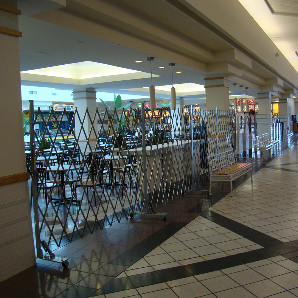 Illinois Engineered Products XL1265CUS Portable Folding Gate - Starter, Heavy Duty, 50' Wide, 78" Collapsed Height