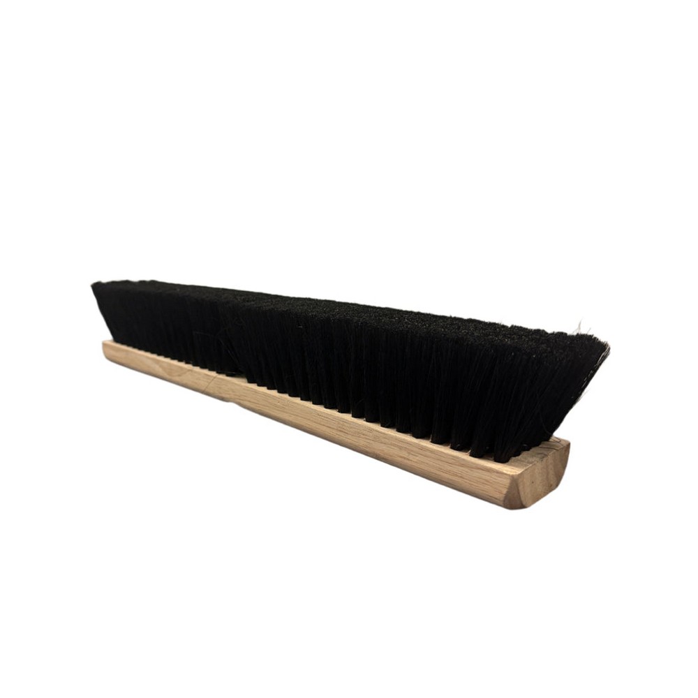 Better Brush 100418 Black Tampico Floor Brush - 2 1/2 Trim - 18"