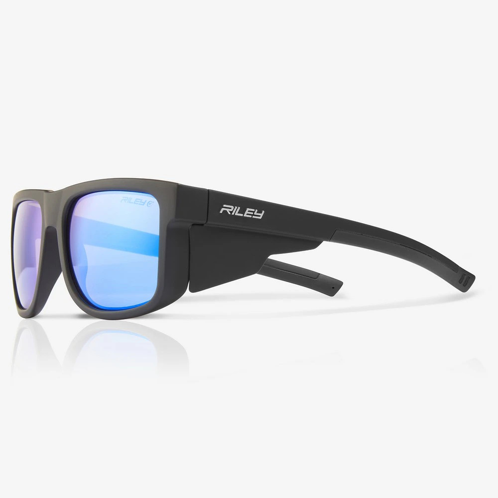 Global Glove RLY00529 Navigator Ice Blue Mirror Anti-Fog Lens, Matte Black Frame Safety Glasses