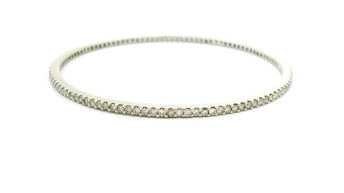 14k White Gold Bangle with Round Brilliant Cut Diamonds DBG-10136