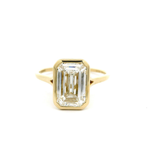 Emerald Cut Lab Grown Diamond Bezel Solitaire Ring in 14kt Yellow Gold LGD-10246